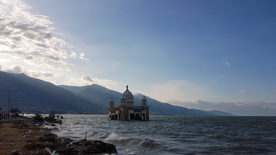 Photo by Mohammed Hafiz for CRS Indonesia, Tsunami, earthquake, Catholic Relief Services