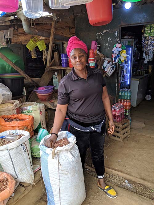 cameroon_shopkeeper