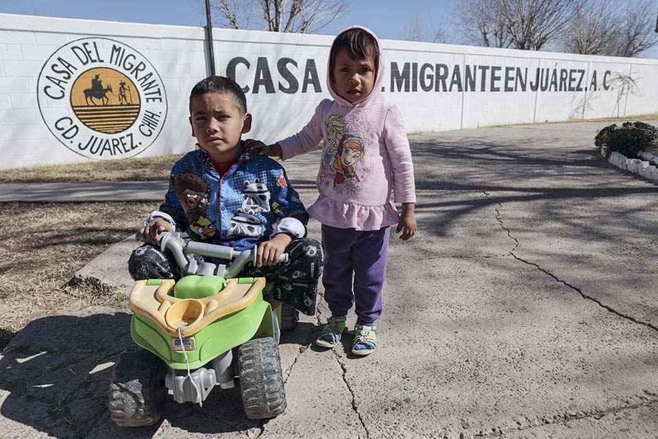 children in a migrant center in Mexico 