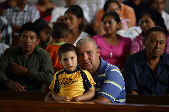 Photo by Oscar Leiva/Silverlight for CRS Sunday Mass at Olopa Municipality Church in Chiquimula state, Guatemala. Many parishioners subsist mainly on their agricultural activities. Photo by Oscar Leiva/Silverlight for CRS