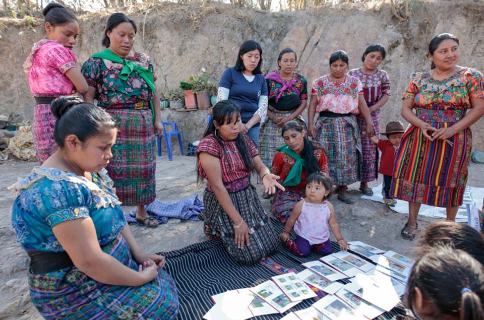 Guatemalan mom helping other moms