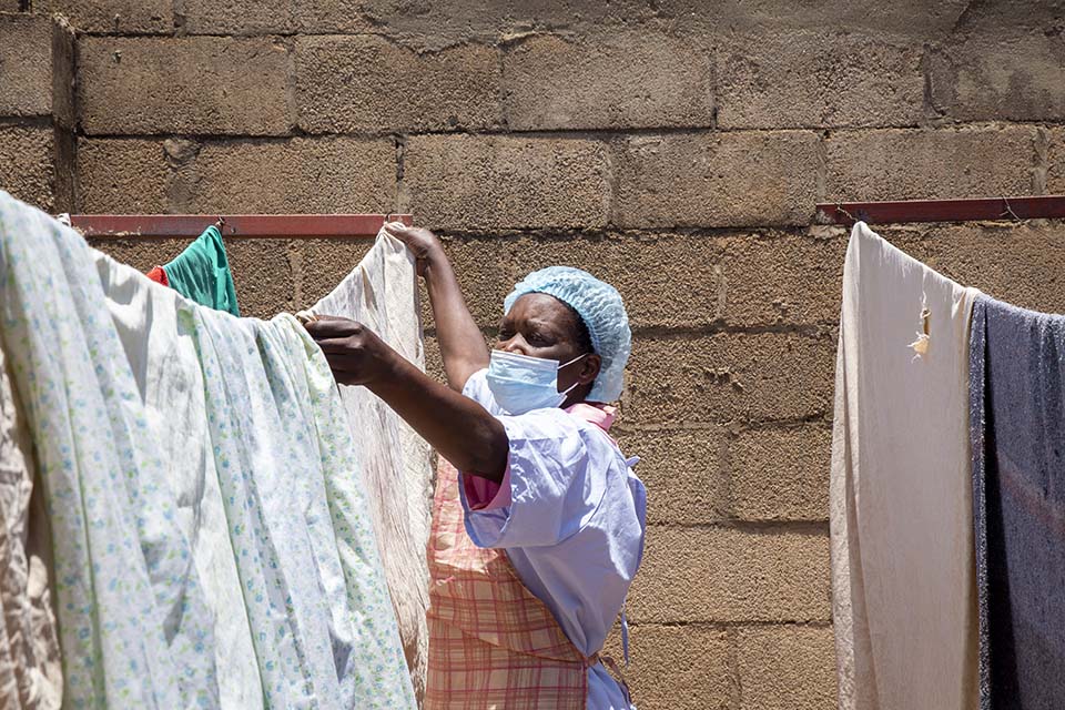 hanging laundry in Malawi 