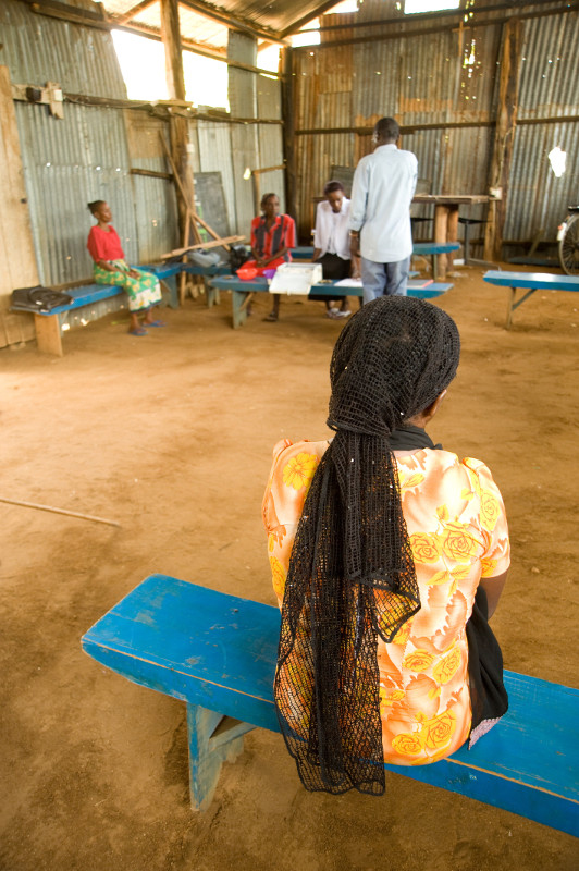 New mothers in western Kenya are invited to take part in support groups. Photo by David Snyder/CRS