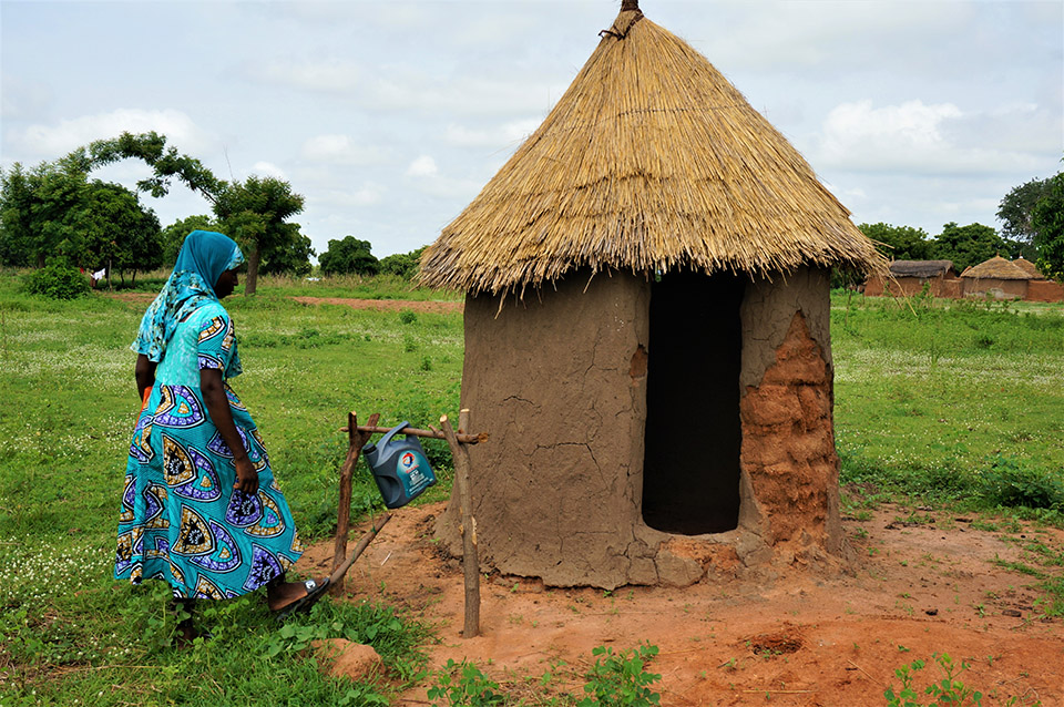 latrine in Togo