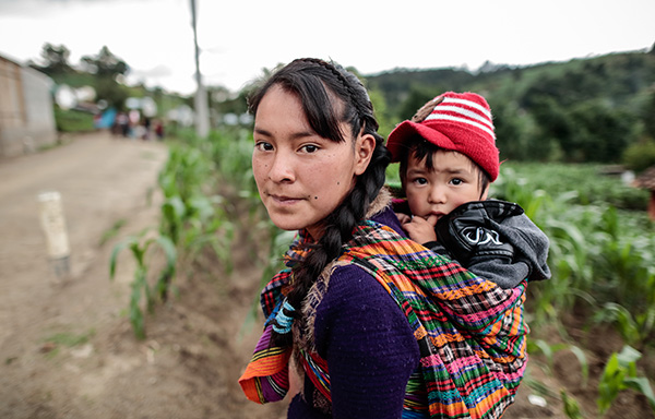 mother and child in Guatemala