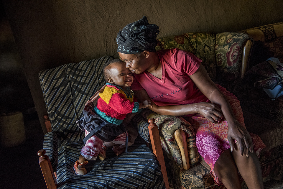 mother and child in Kenya