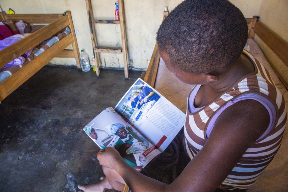 reading in Zimbabwe