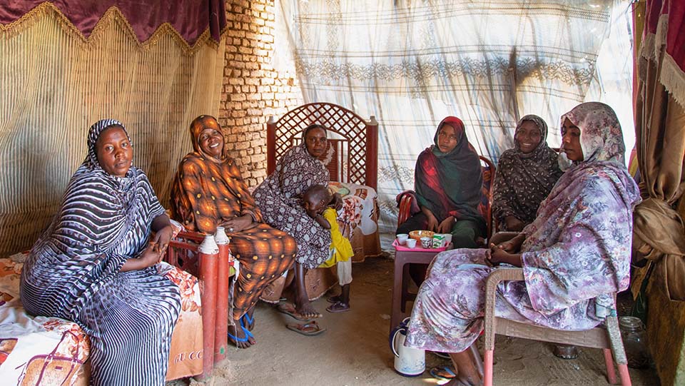 neighbors gather in Darfur