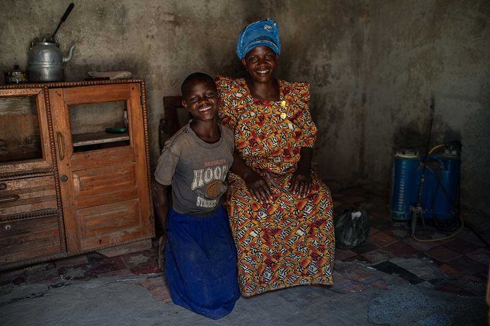 Uganda mother and daughter