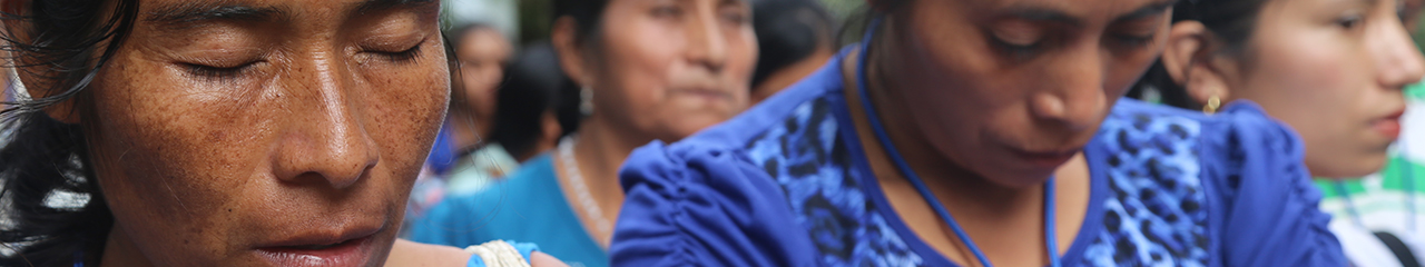 women at prayer