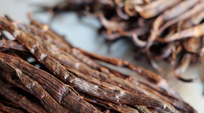 Uganda vanilla bean bundles 