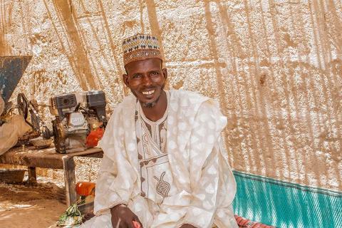 A man smiling.