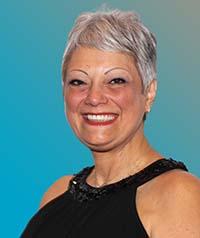Headshot of Vivi Iglesias