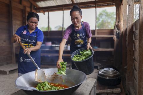 women cooking