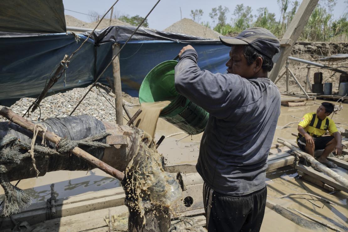 Many people migrate to Madre de Dios to work as miners. Photo by Oscar Leiva/Silverlight for CRS