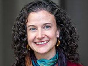 Nell Bolton Headshot