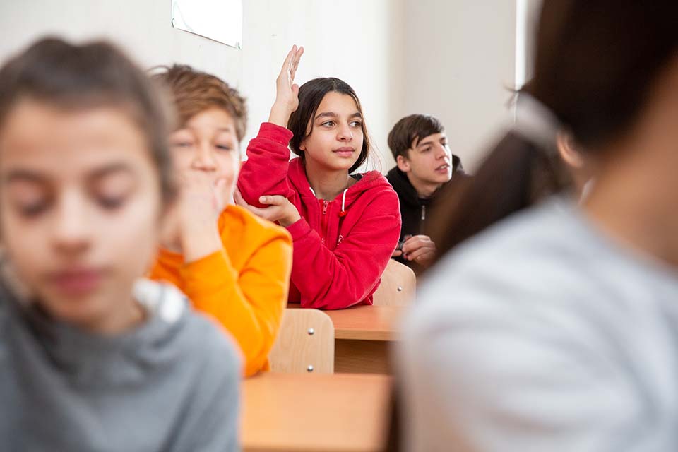 Ukraine children in classroom